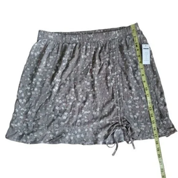 Hippie Rose Women's Olive MD Ditsy Floral A-Line Mini Skirt Size XL NWT - Picture 12 of 12